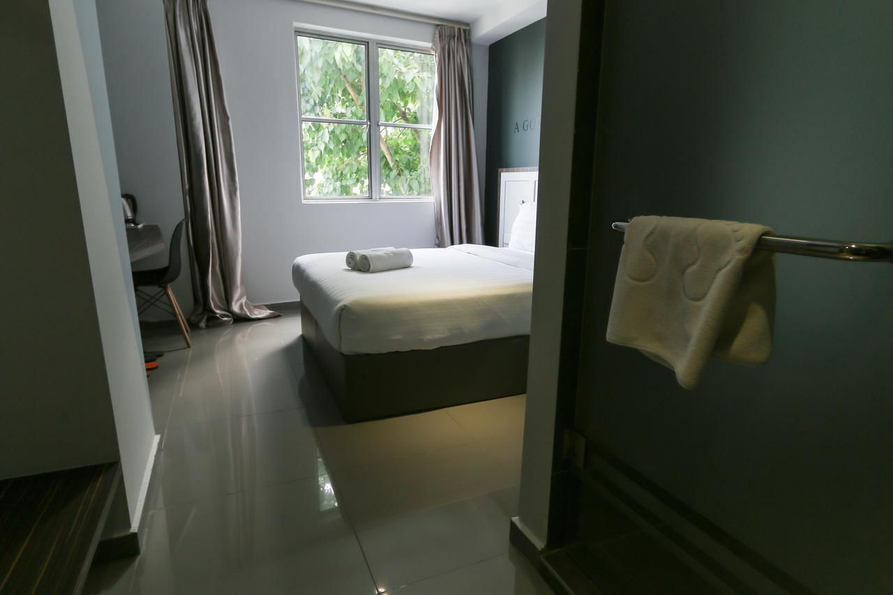 Hotel 99 Kota Kemuning Shah Alam Exteriör bild