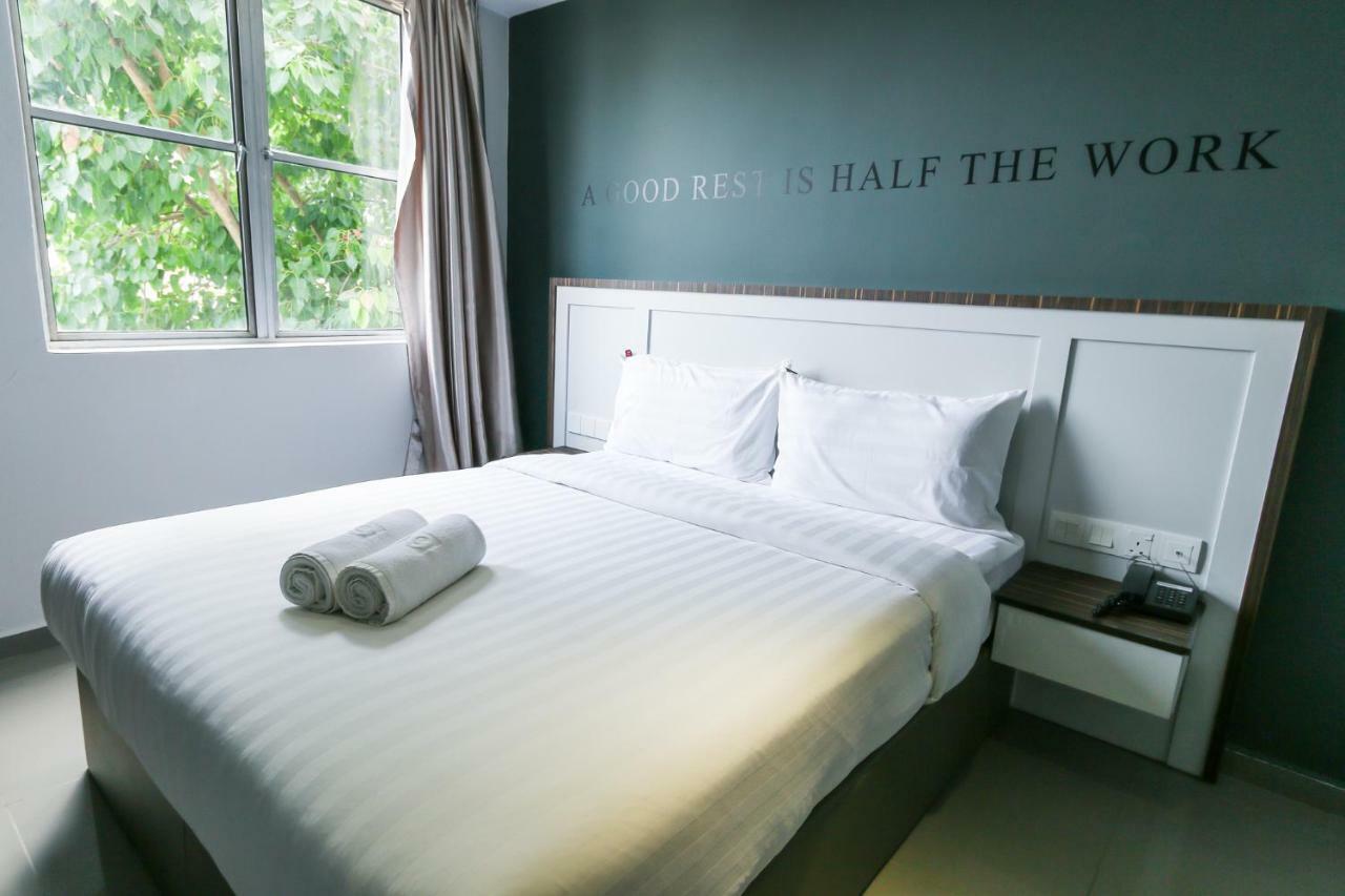 Hotel 99 Kota Kemuning Shah Alam Exteriör bild