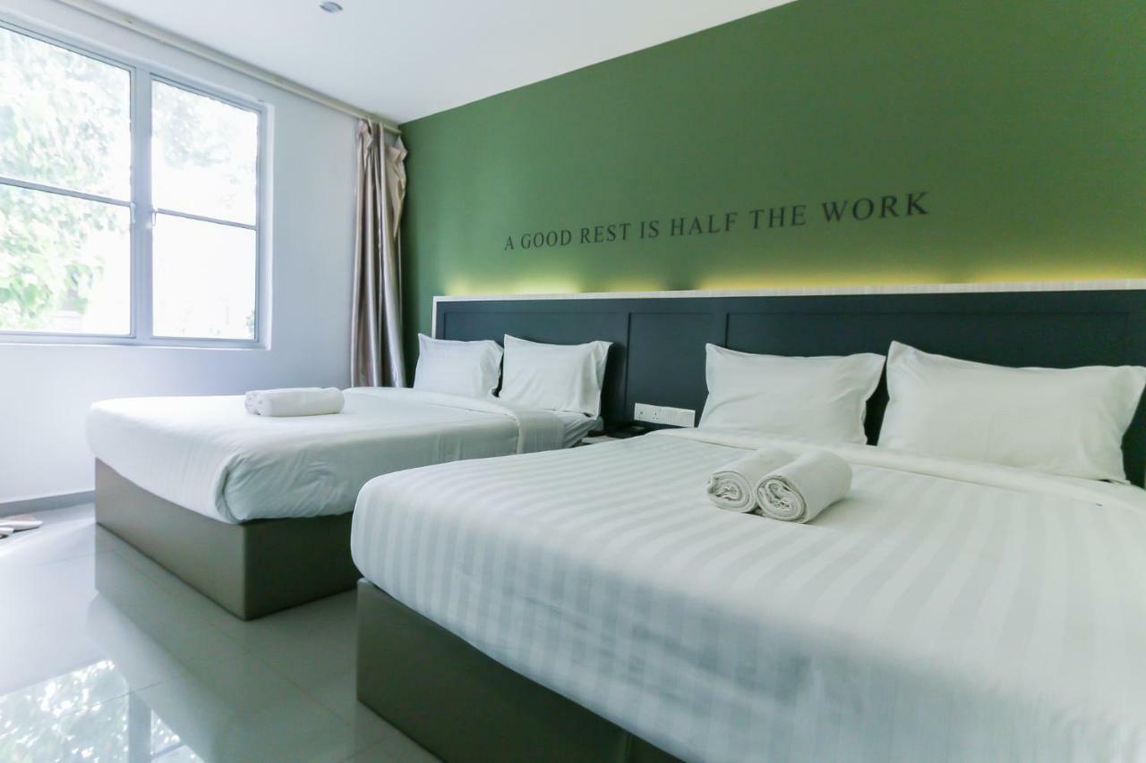 Hotel 99 Kota Kemuning Shah Alam Exteriör bild
