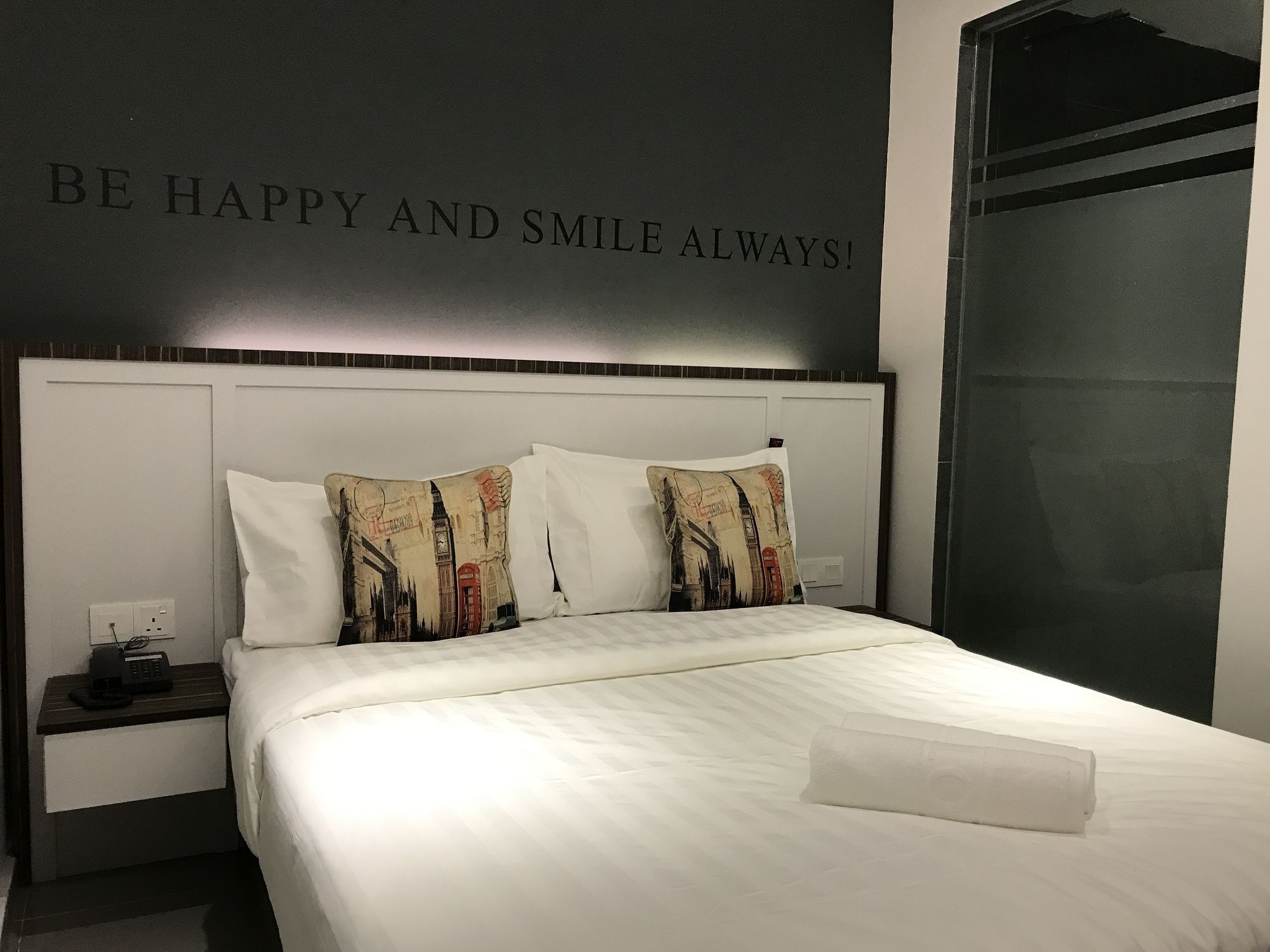 Hotel 99 Kota Kemuning Shah Alam Exteriör bild